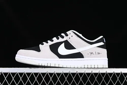 All Categories Nk SB Dunk Series Nk SB Dunk Low Low-top sneakers Cost-effective version Nk Dunk Low Black dust color SB smashed backboard fashion casual sneakers DO9776-001